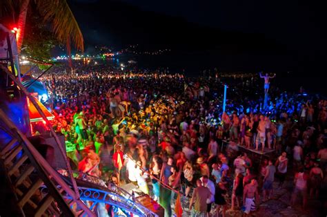 full moon party schedule 2024